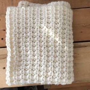 Gap knitted funnel scarf